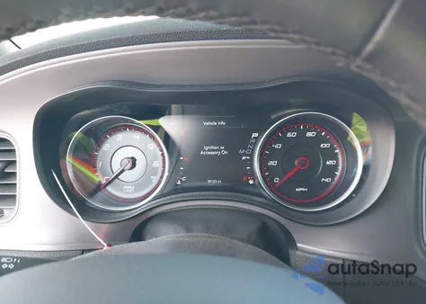 2023 Dodge Charger Sxt z USA, uszkodzony, nr VIN 2C3CDXBG2PH572654